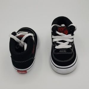 Vans Shoes - Vans Half Cab Blk Red TODDLER Size 4 Vans Shoes - Vans Half Cab Blk Red TODDLER Size 4